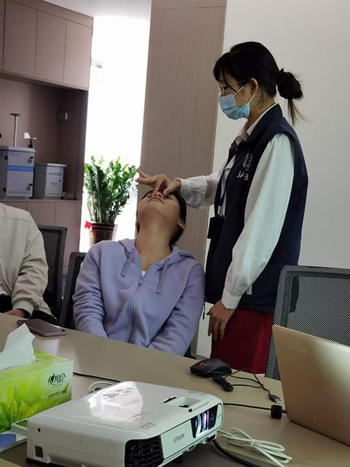 人工呼吸實踐操作演示